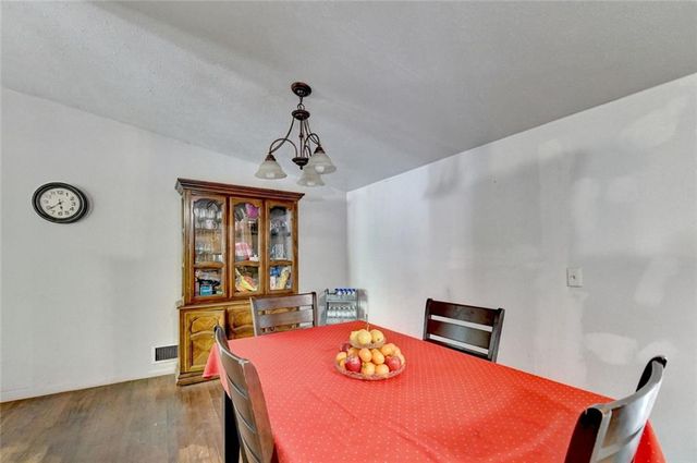 3458 Chestnut Drive, Atlanta, GA 30340