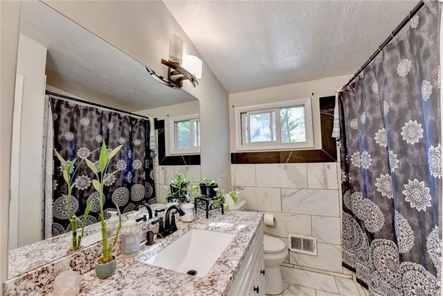 3458 Chestnut Drive, Atlanta, GA 30340