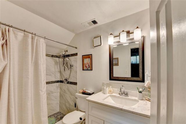 3458 Chestnut Drive, Atlanta, GA 30340