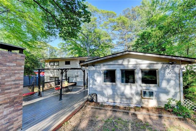 3458 Chestnut Drive, Atlanta, GA 30340