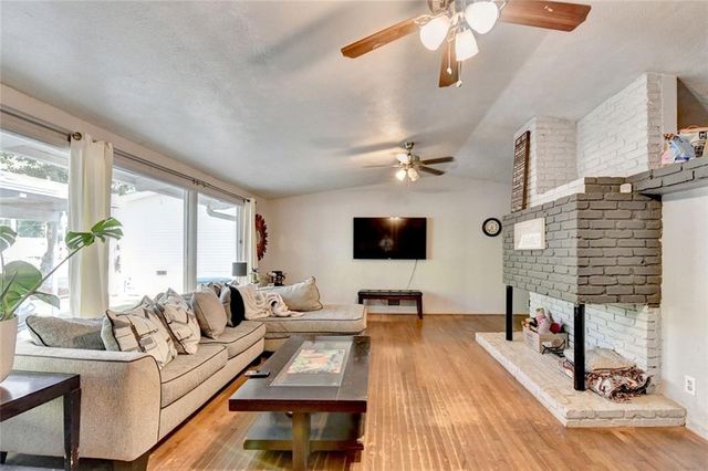 3458 Chestnut Drive, Atlanta, GA 30340