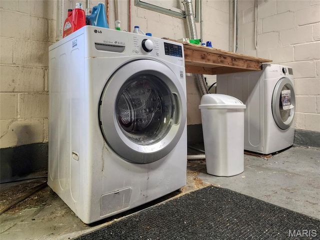 7752 Wise Avenue 1, Richmond Heights, MO 63117