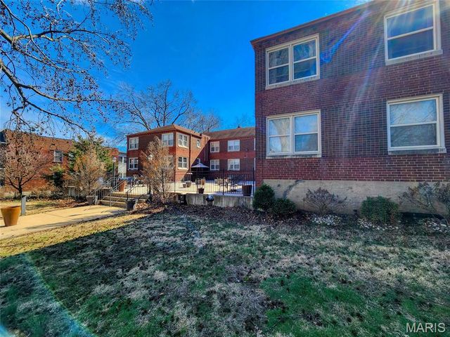 7752 Wise Avenue 1, Richmond Heights, MO 63117