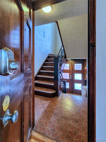 7752 Wise Avenue 1, Richmond Heights, MO 63117