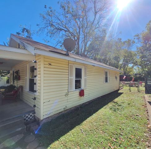 1808 W Walnut Street, Springfield, MO 65806