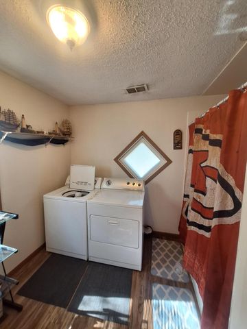 1808 W Walnut Street, Springfield, MO 65806