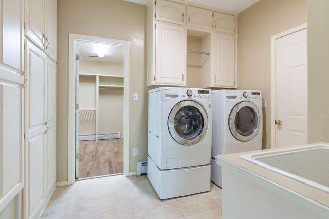 2482 East Wildwood Road, Springfield, MO 65804