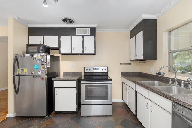 1414 NE 13TH STREET, Gainesville, FL 32601
