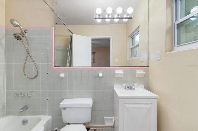 1414 NE 13TH STREET, Gainesville, FL 32601