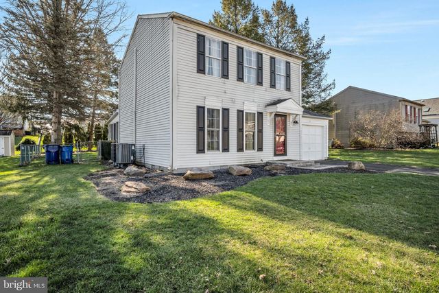 13 LILAC DRIVE, Mechanicsburg, PA 17050