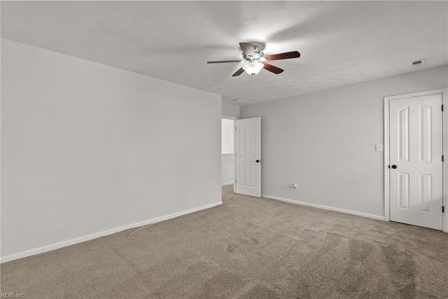 109 Bishops CT, Chesapeake, VA 23323