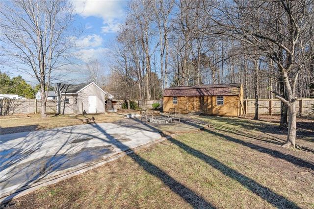 109 Bishops CT, Chesapeake, VA 23323