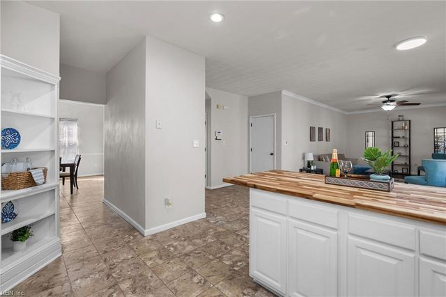 109 Bishops CT, Chesapeake, VA 23323