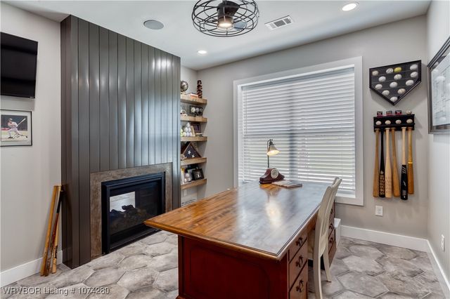 6440 Greig Lane, Van Buren, AR 72956