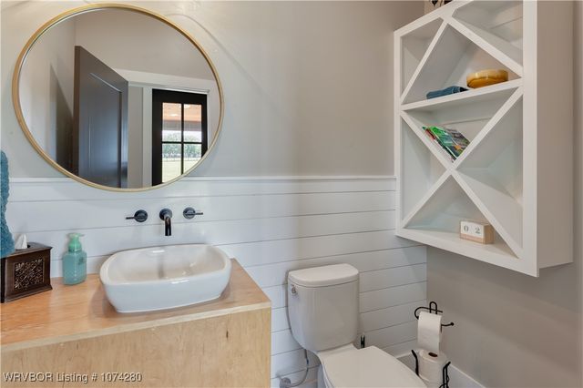 6440 Greig Lane, Van Buren, AR 72956