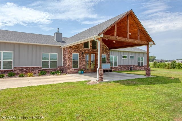 6440 Greig Lane, Van Buren, AR 72956