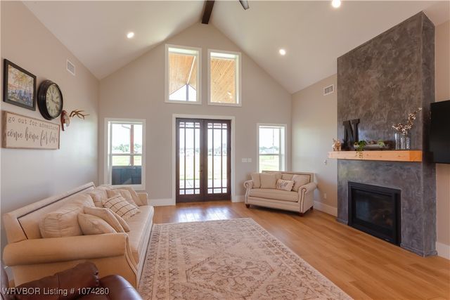 6440 Greig Lane, Van Buren, AR 72956