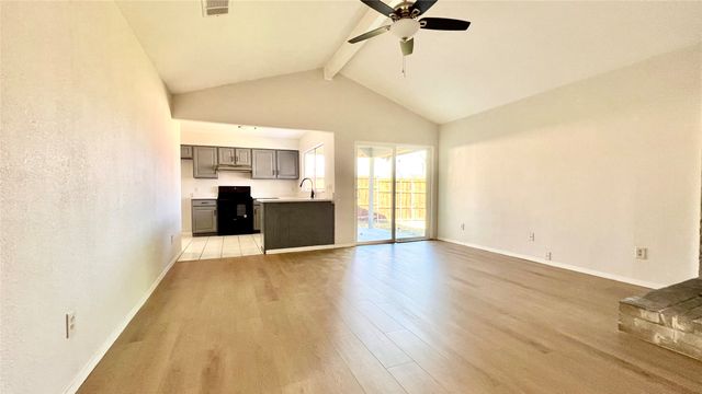 2717 Concord Drive, Arlington, TX 76014