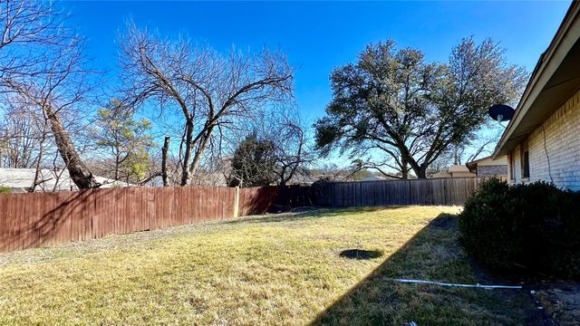 2717 Concord Drive, Arlington, TX 76014