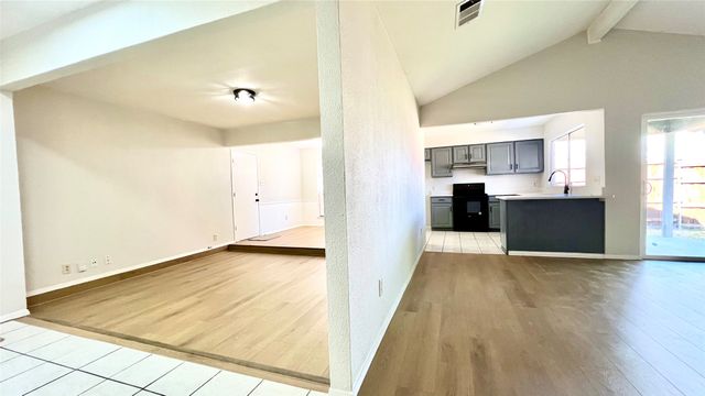 2717 Concord Drive, Arlington, TX 76014