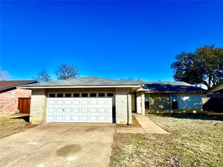 2717 Concord Drive, Arlington, TX 76014