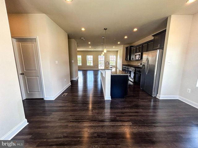 11240 SAINT LUKE DR, White Plains, MD 20695