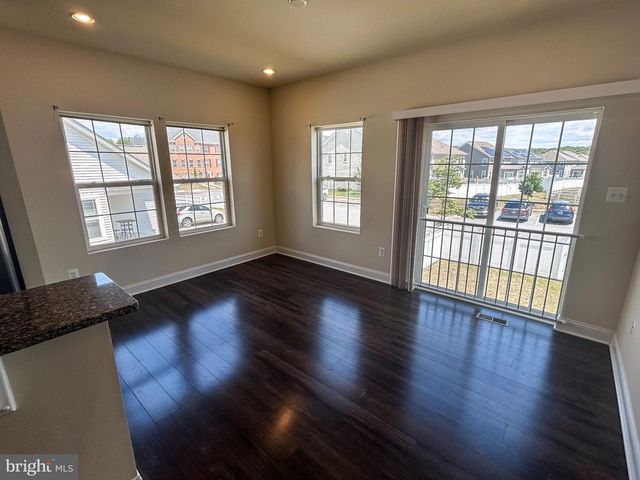 11240 SAINT LUKE DR, White Plains, MD 20695