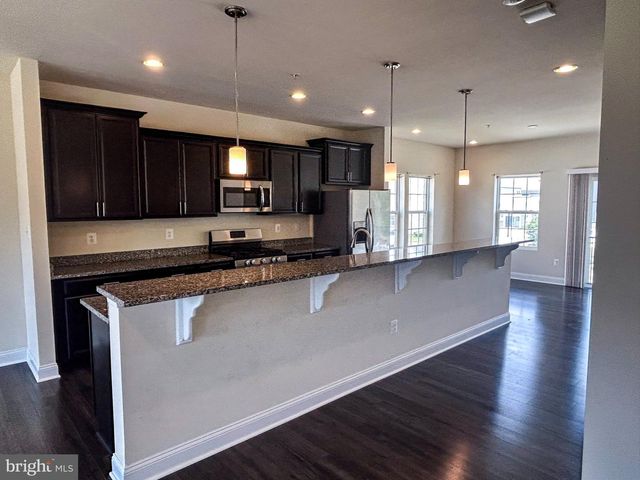 11240 SAINT LUKE DR, White Plains, MD 20695