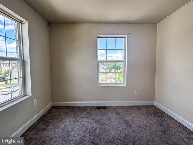 11240 SAINT LUKE DR, White Plains, MD 20695