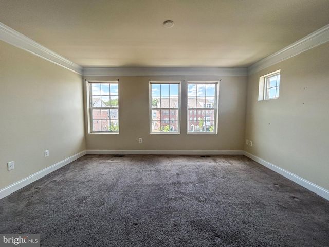 11240 SAINT LUKE DR, White Plains, MD 20695