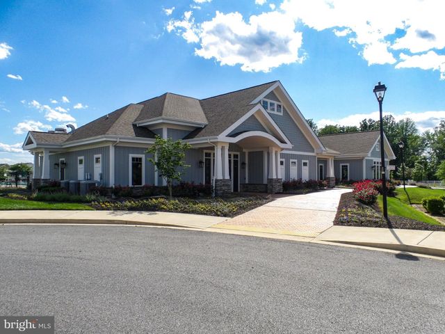 11240 SAINT LUKE DR, White Plains, MD 20695