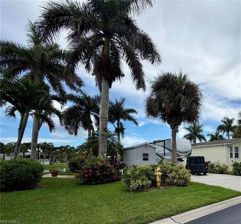 1137 Diamond Lake CIR, NAPLES, FL 34114 — photo 2