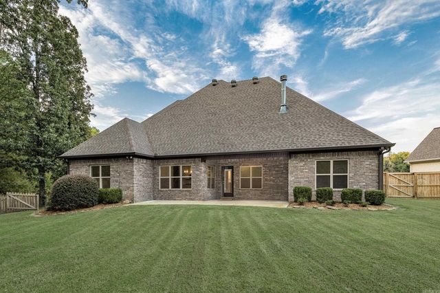 2701 Aberdeen Dr, Bryant, AR 72019