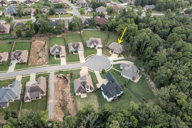 2701 Aberdeen Dr, Bryant, AR 72019