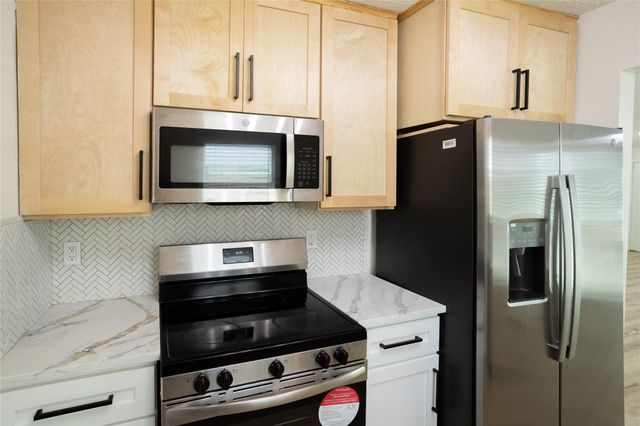7006 Foxfield Lane, Humble, TX 77338