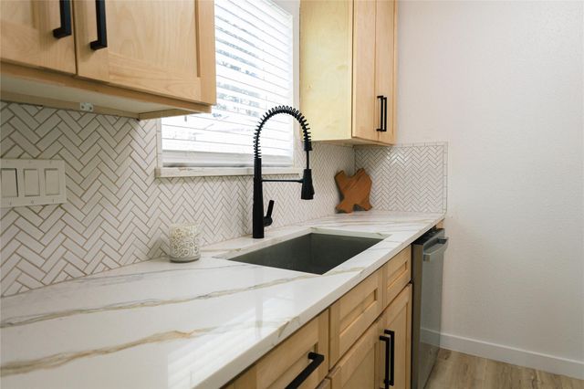 7006 Foxfield Lane, Humble, TX 77338