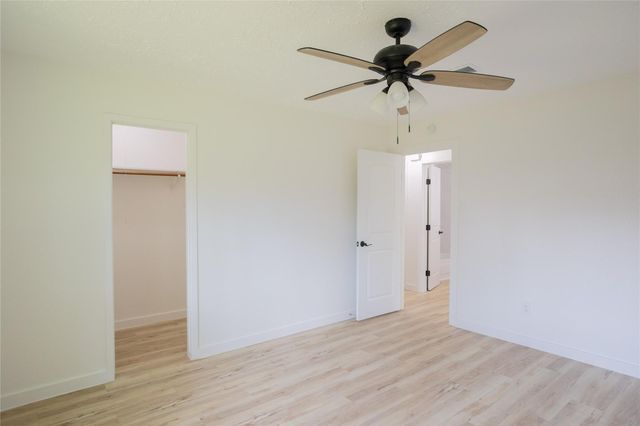 7006 Foxfield Lane, Humble, TX 77338