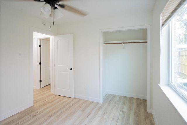7006 Foxfield Lane, Humble, TX 77338