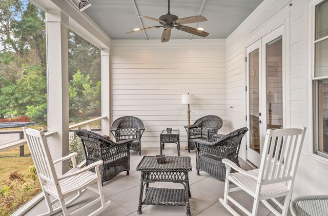 208 Coosaw Point Boulevard, Beaufort, SC 29907