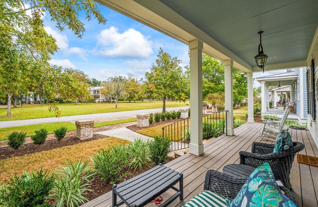 208 Coosaw Point Boulevard, Beaufort, SC 29907
