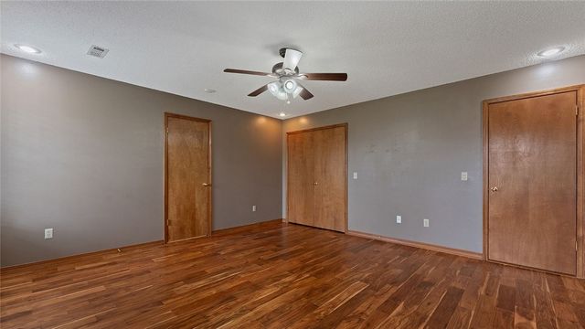 434 Alton Street, Cave Springs, AR 72718