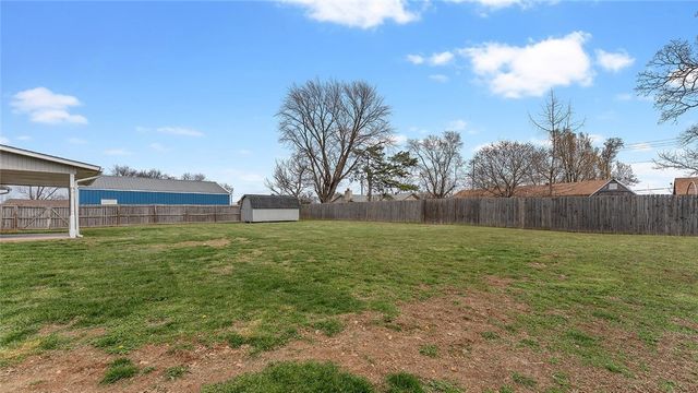 434 Alton Street, Cave Springs, AR 72718