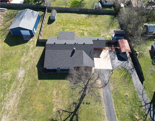 434 Alton Street, Cave Springs, AR 72718