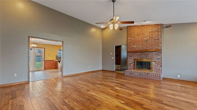 434 Alton Street, Cave Springs, AR 72718