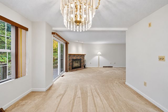 31 Shaw Farm Road 31, Canton, MA 02021
