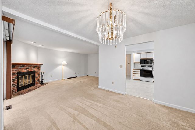 31 Shaw Farm Road 31, Canton, MA 02021