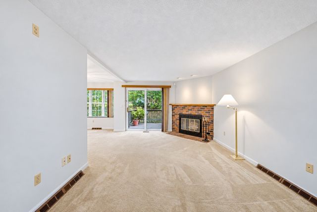 31 Shaw Farm Road 31, Canton, MA 02021