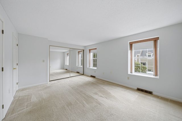 31 Shaw Farm Road 31, Canton, MA 02021
