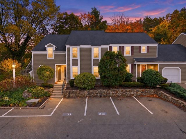 31 Shaw Farm Road 31, Canton, MA 02021