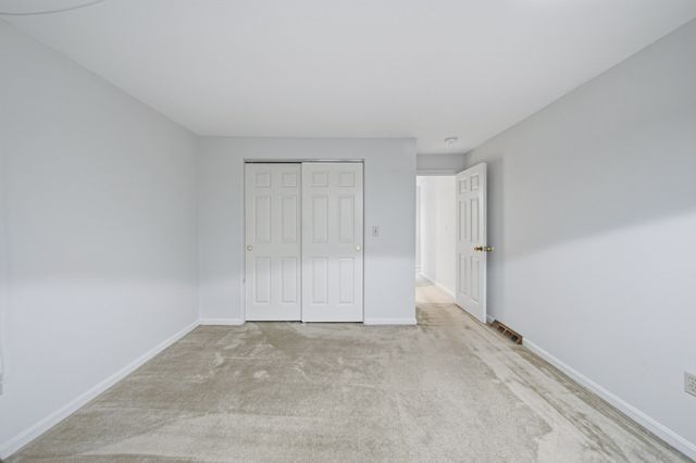 31 Shaw Farm Road 31, Canton, MA 02021